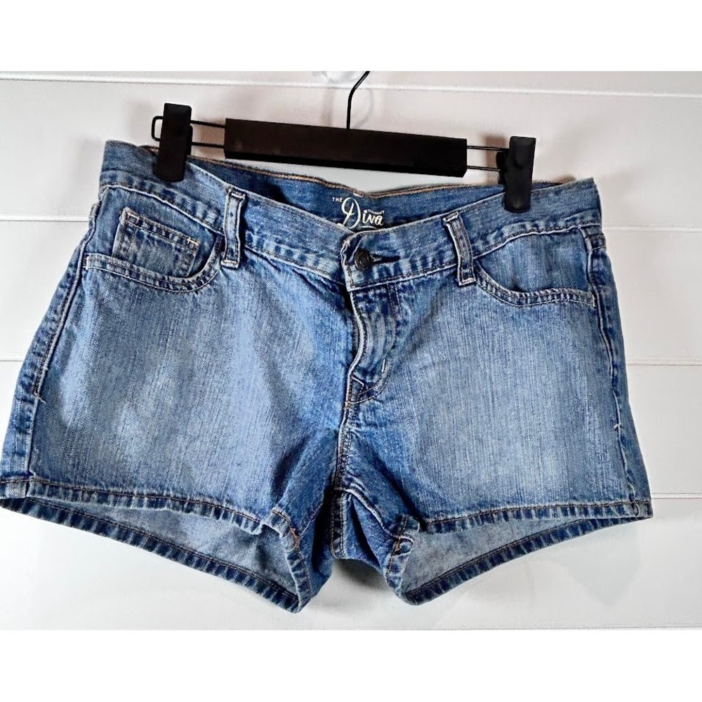 Old Navy The Diva Denim Shorts Light Wash Blue Size 6